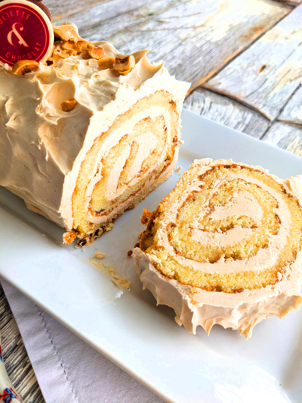 Praline Yule Log (8 to 10 guests)