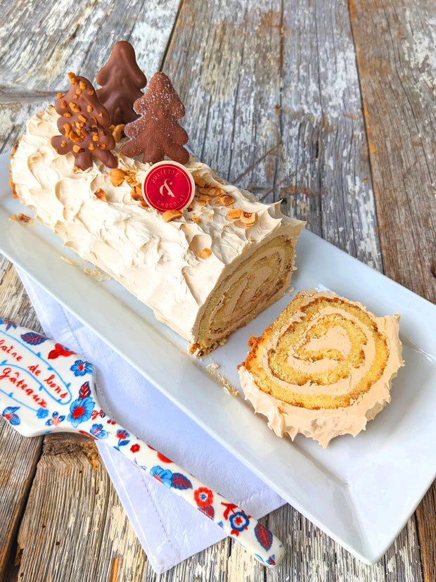 Praline Yule Log (8 to 10 guests)