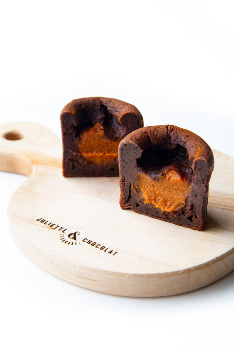 The box of 6 pumpkin fondants