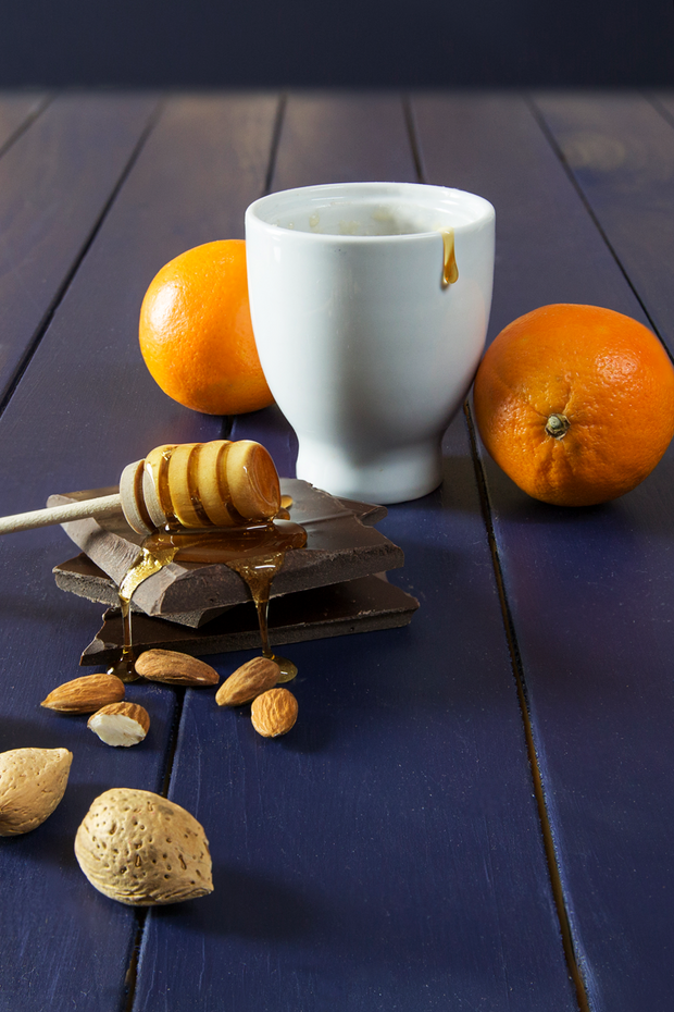 La tablette de chocolat noir Florentine, aux amandes, miel et oranges