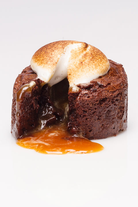 Le Brownie S'mores avec coeur coulant au caramel | Juliette & Chocolat