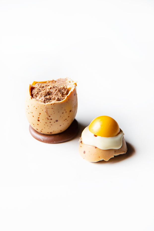 Oeuf à la coque fourré au praliné (120g)