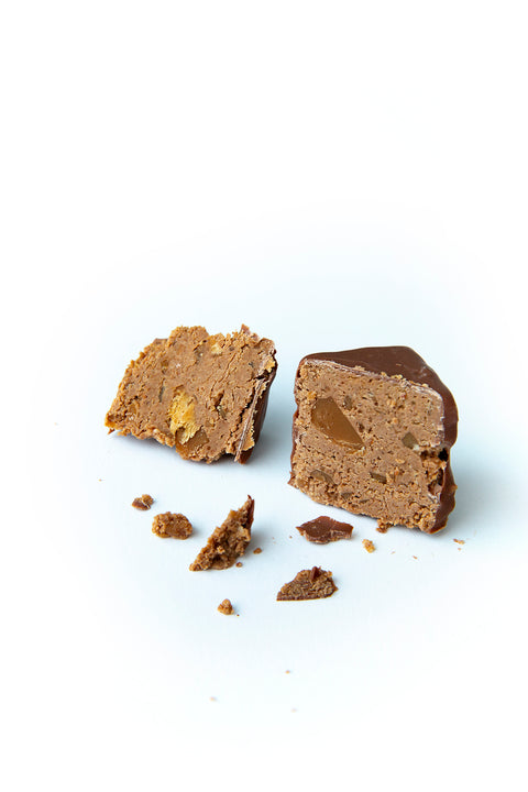 Rocher croustillant praliné au caramel fleur de sel