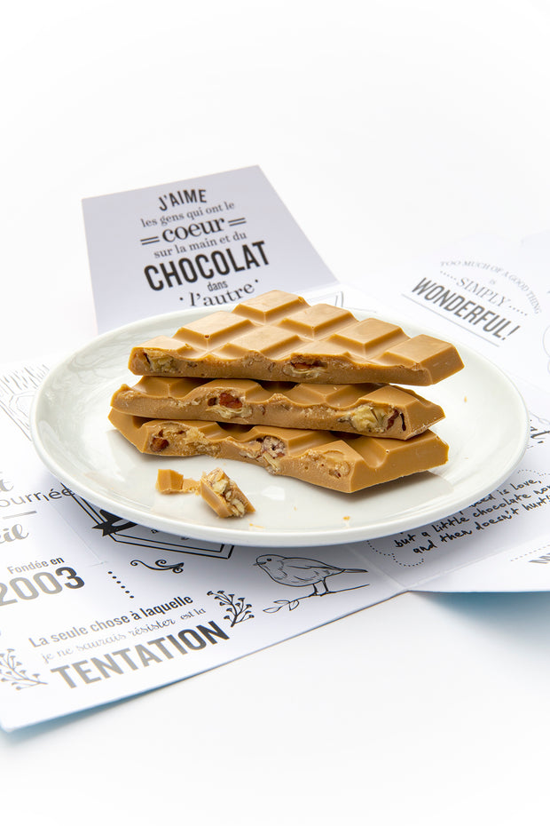 Chocolate bar with cream fudge and candied pecans