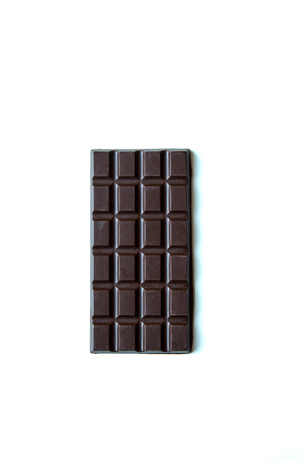 La tablette de chocolat noir sans sucre